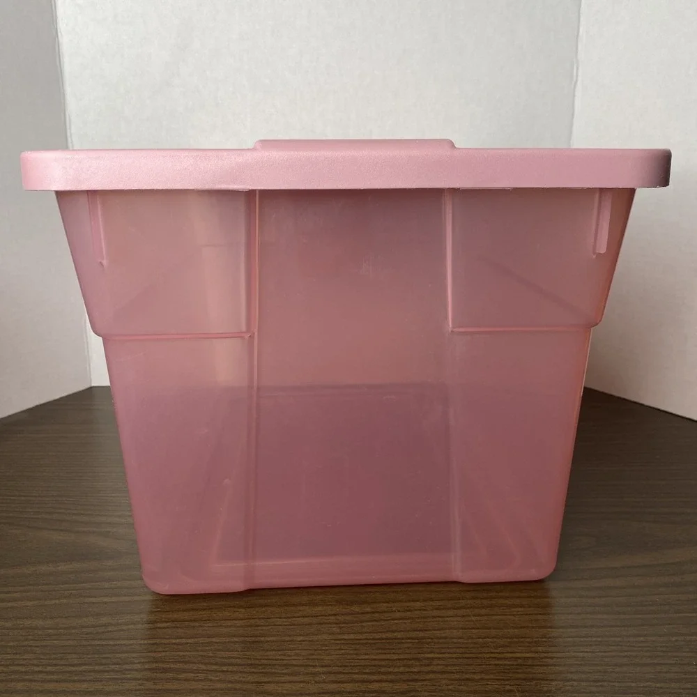 1990 Rubbermaid Keepers Clear Box #0100 19.5Q Container JLA-2222 TMAUVE (pink)